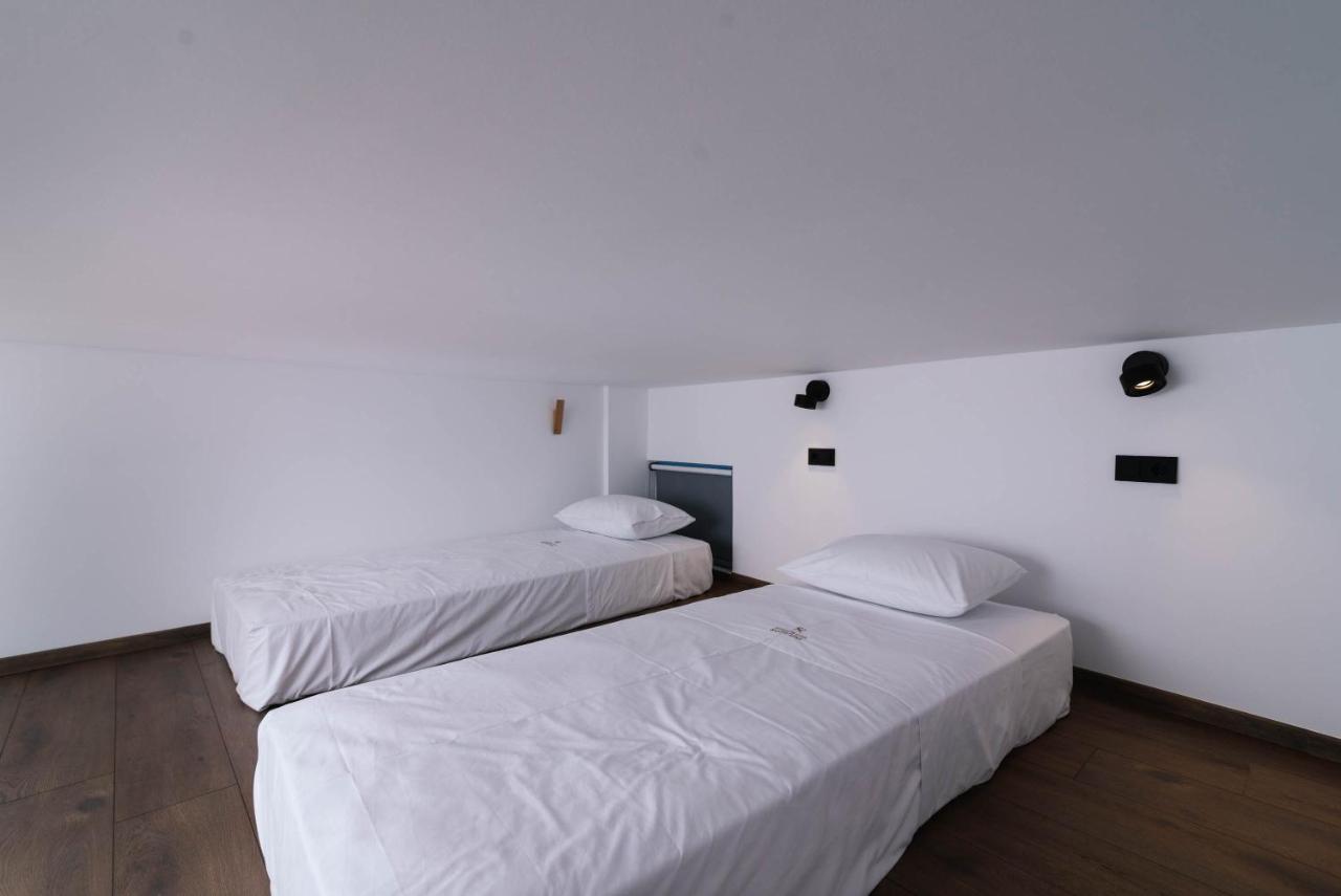 Suites De Luxe Katerina Kokkinos Pirgos Extérieur photo