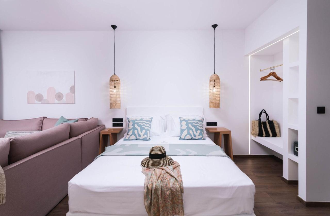 Suites De Luxe Katerina Kokkinos Pirgos Extérieur photo